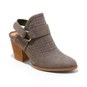 Women's Back Strap Heeled Bootie - Gray